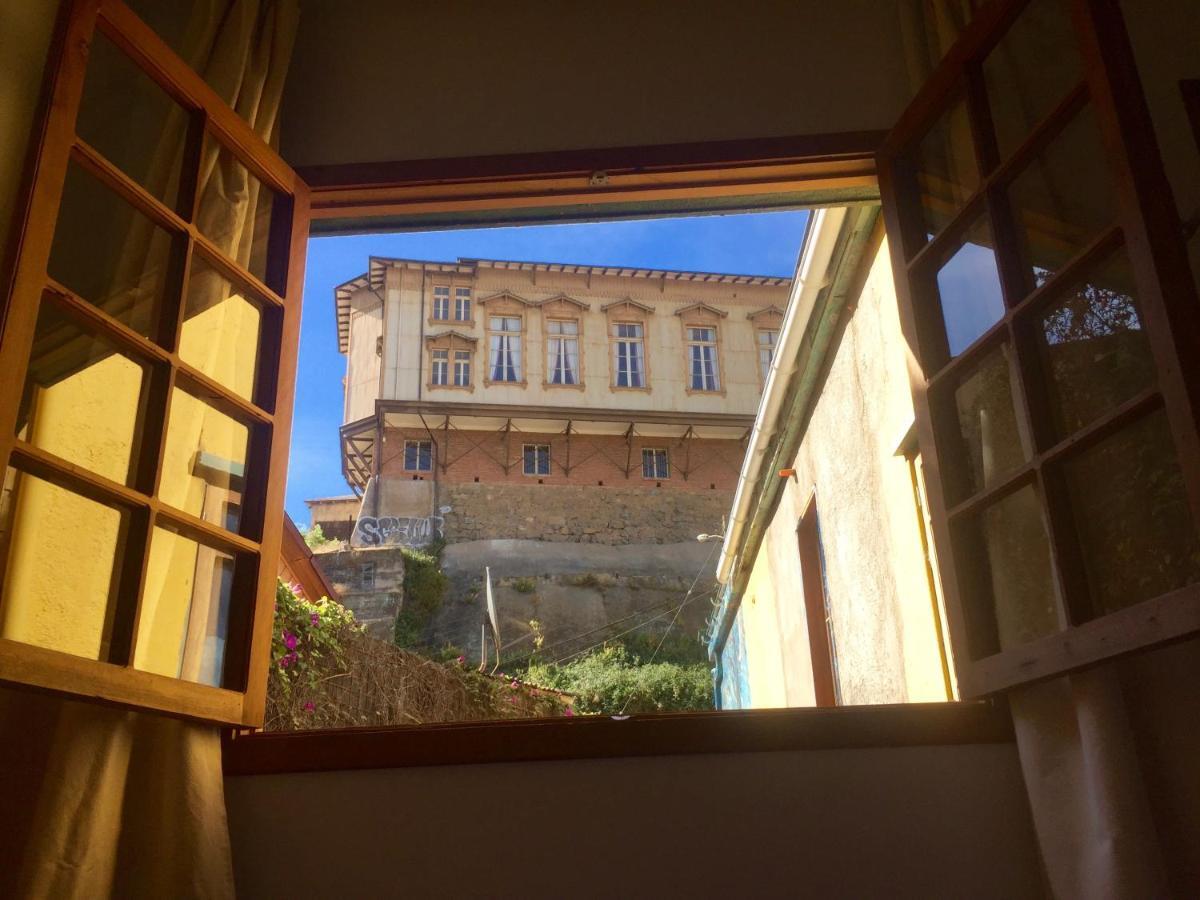 Casa California Guesthouse Valparaíso Εξωτερικό φωτογραφία